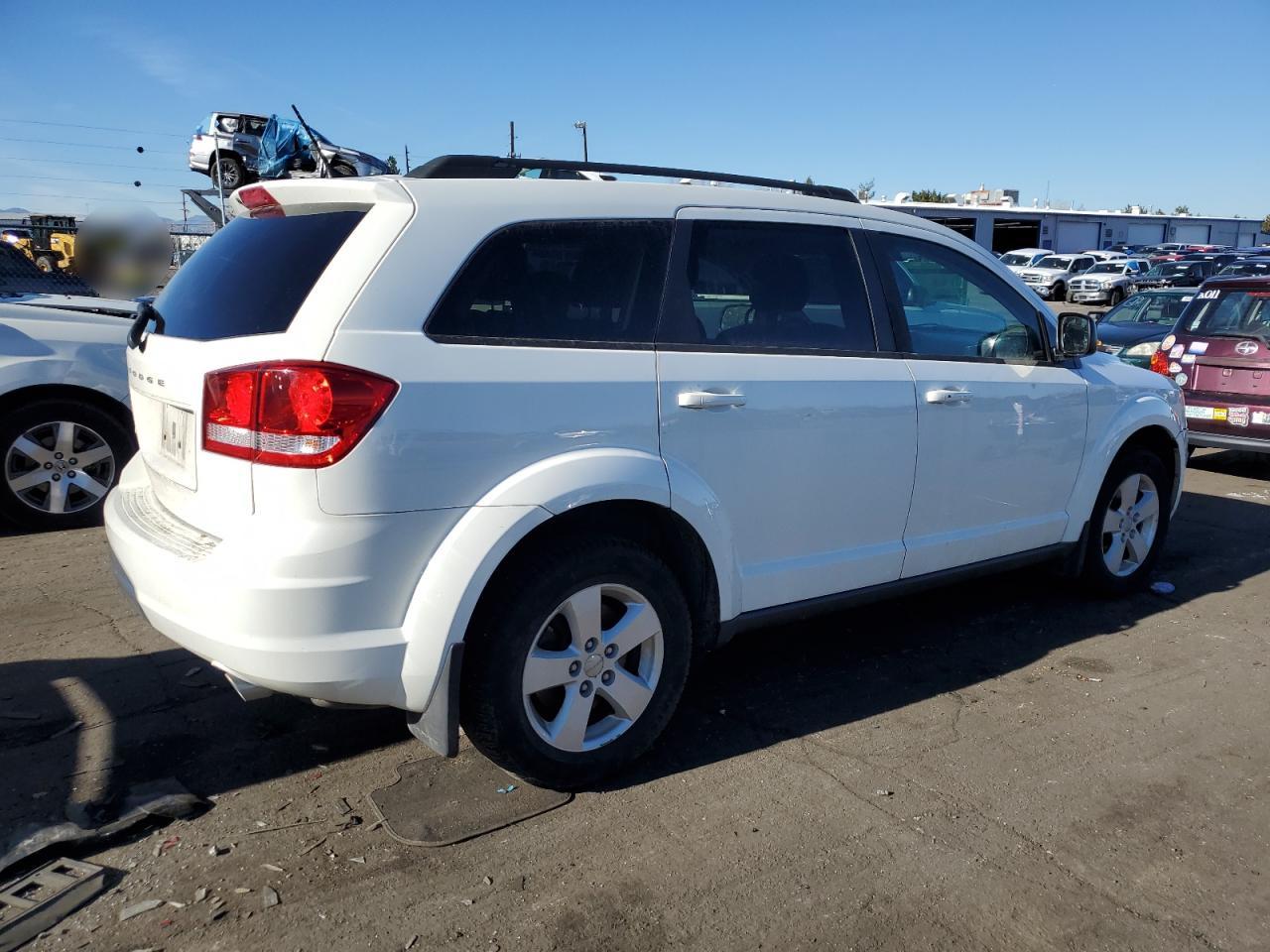 2015 Dodge Journey - Image 3