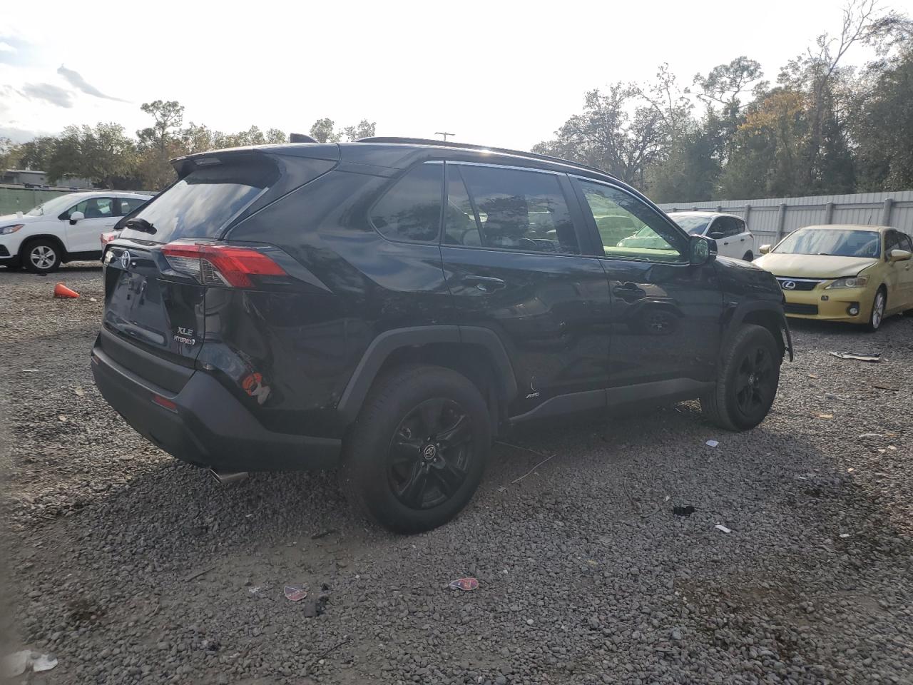 VIN JTMRWRFV2NJ055144 2022 TOYOTA RAV4 no.3