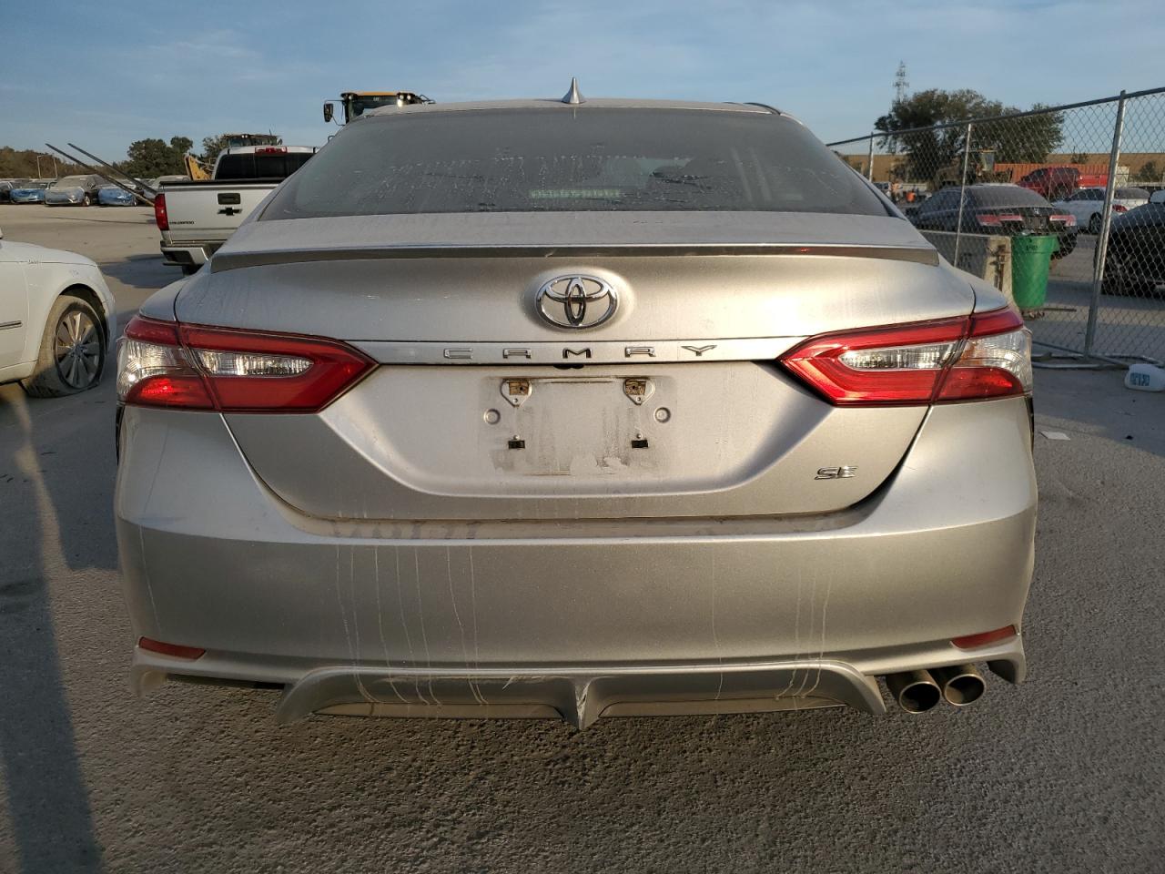 VIN 4T1B11HKXKU173579 2019 TOYOTA CAMRY no.6