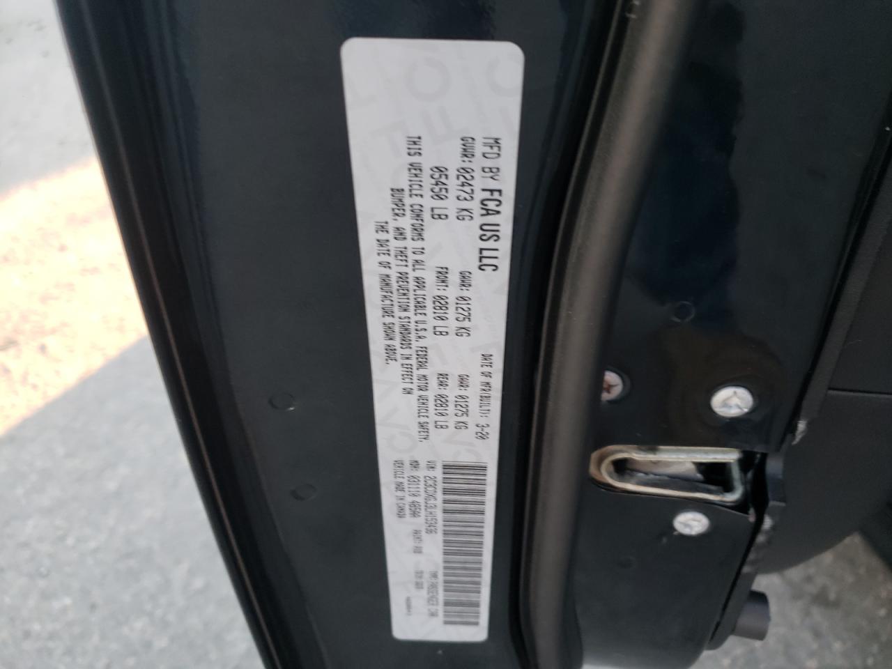 2020 Dodge Charger - Image 13