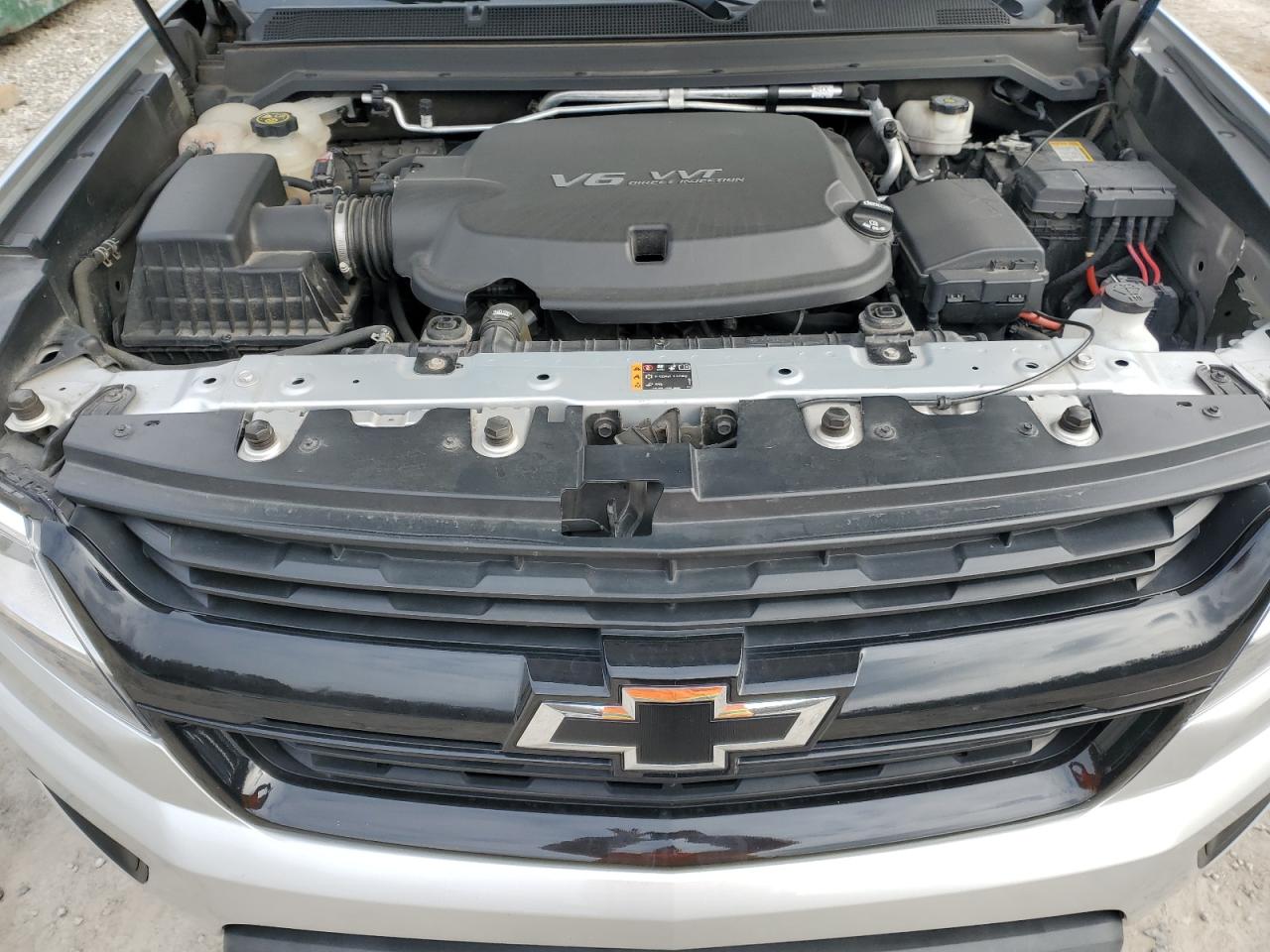 2020 Chevrolet Colorado - Image 11