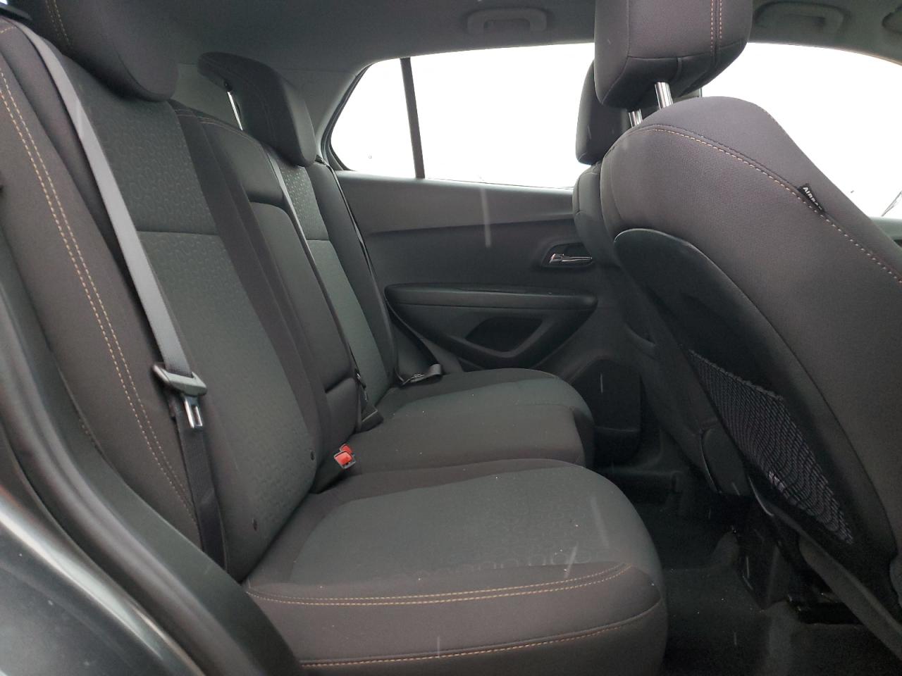 2020 Chevrolet Trax - Image 10
