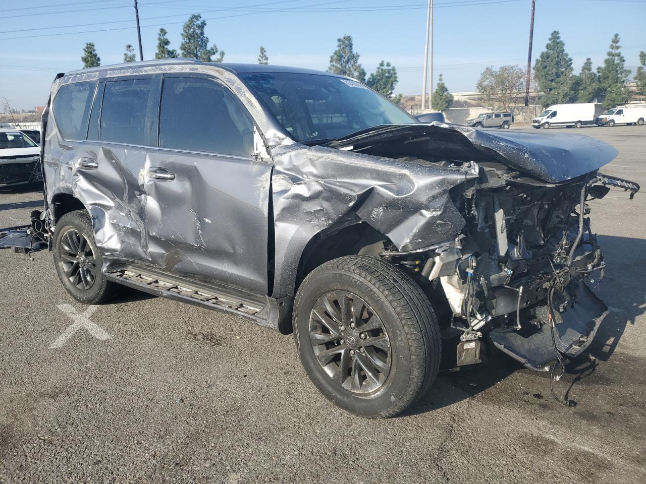 2021 Lexus GX - Image 4