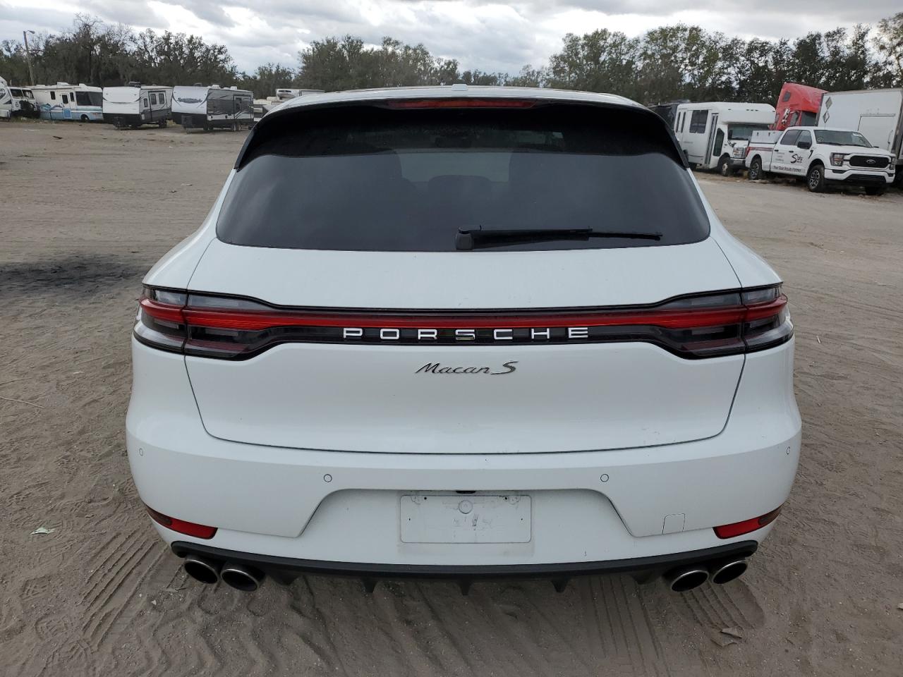 2021 Porsche Macan - Image 6