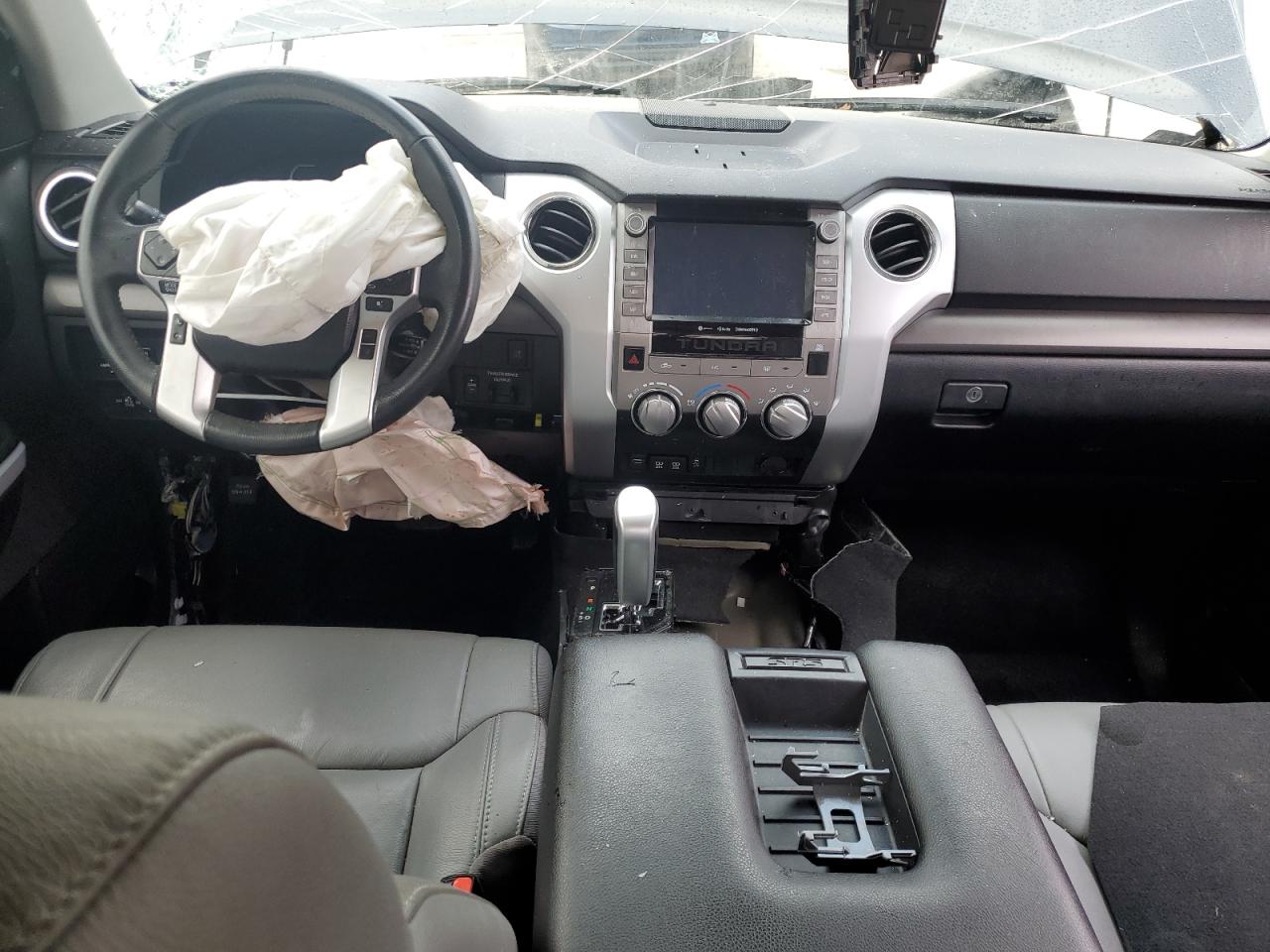 2021 Toyota Tundra - Image 8