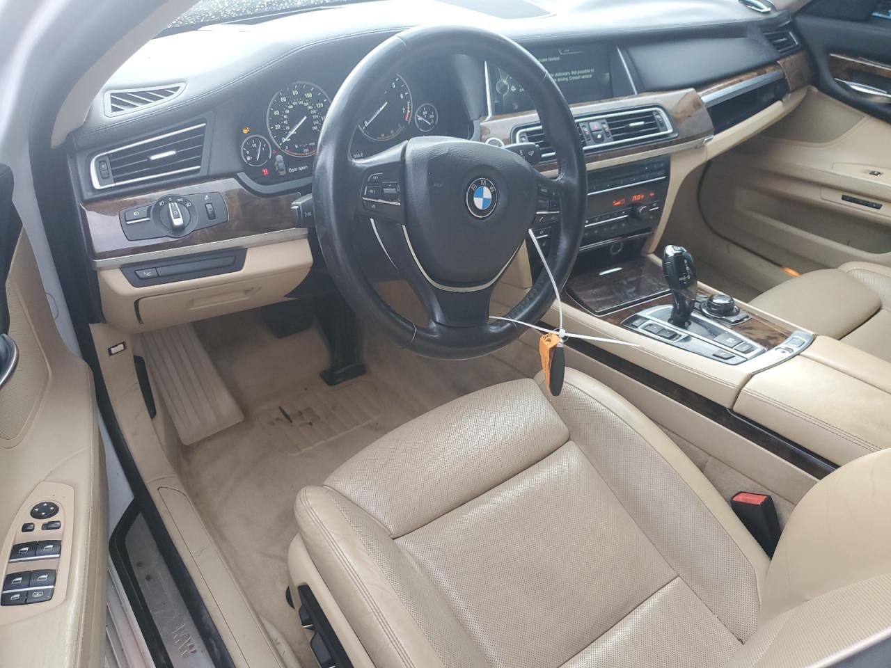 VIN WBAYE8C57DD132579 2013 BMW 7 SERIES no.8