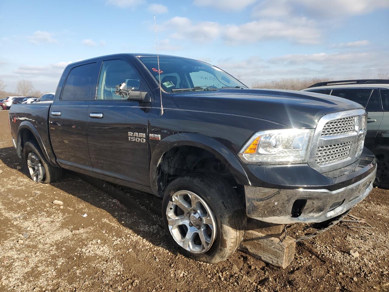 VIN 1C6RR7NT5HS800440 2017 RAM 1500 no.4