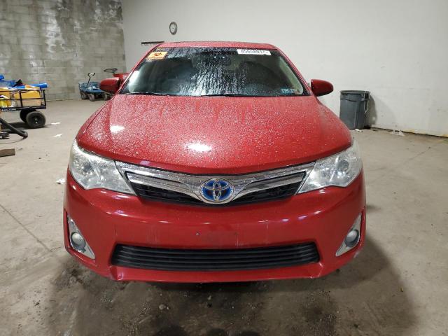  TOYOTA CAMRY 2013 Красный