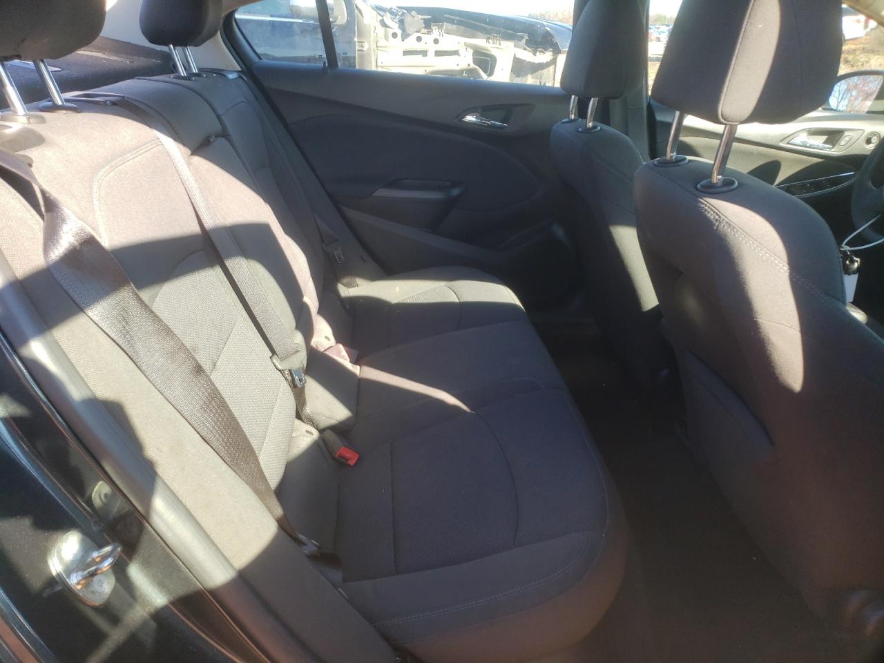 2018 Chevrolet Cruze Lt VIN: 1G1BE5SM1J7115988 Lot: 83592364
