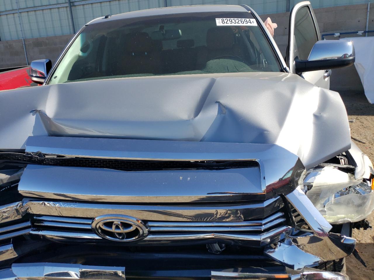 2016 Toyota Tundra - Image 11