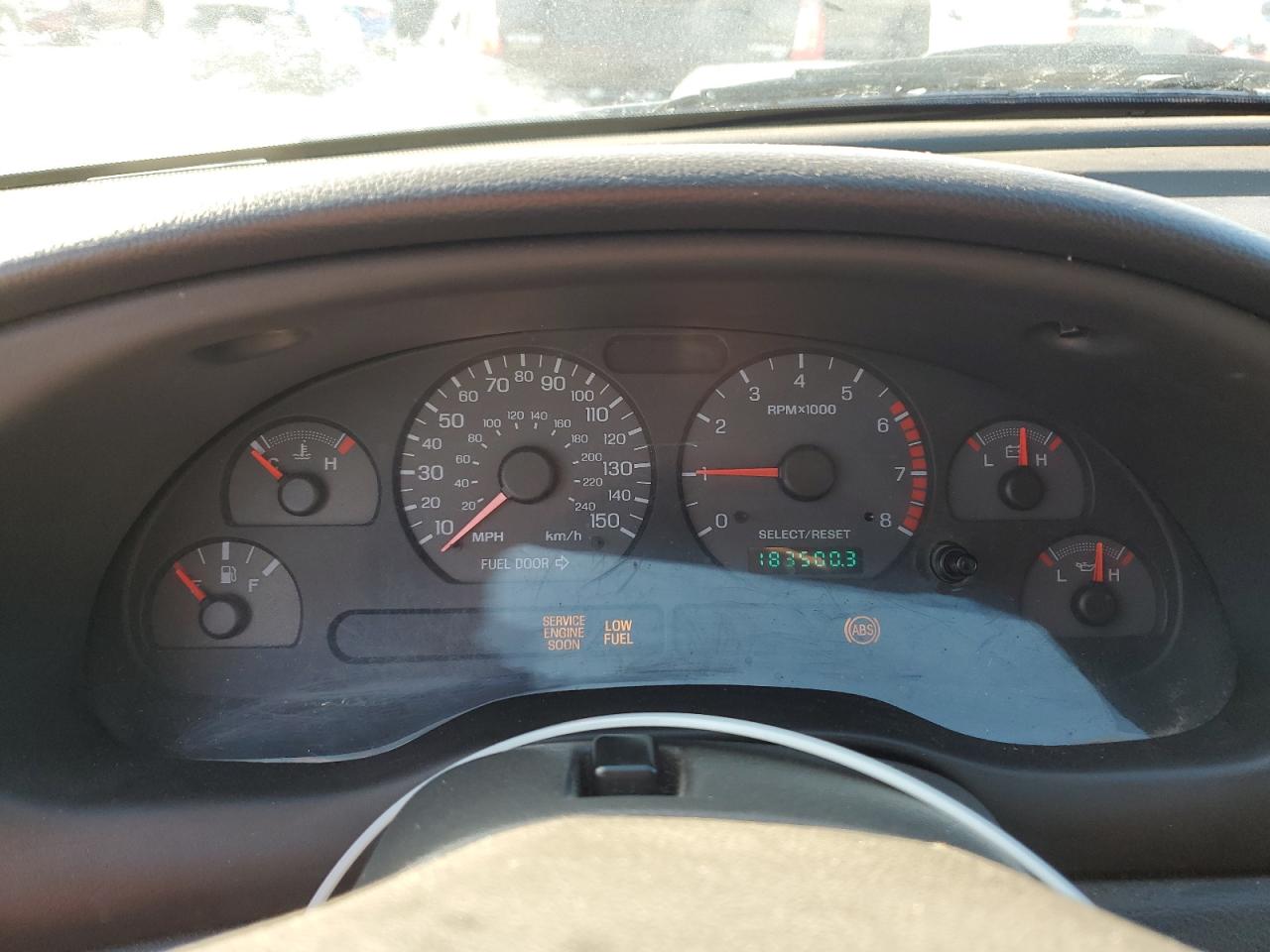 2000 Ford Mustang Gt VIN: 1FAFP42X8YF185596 Lot: 83088204