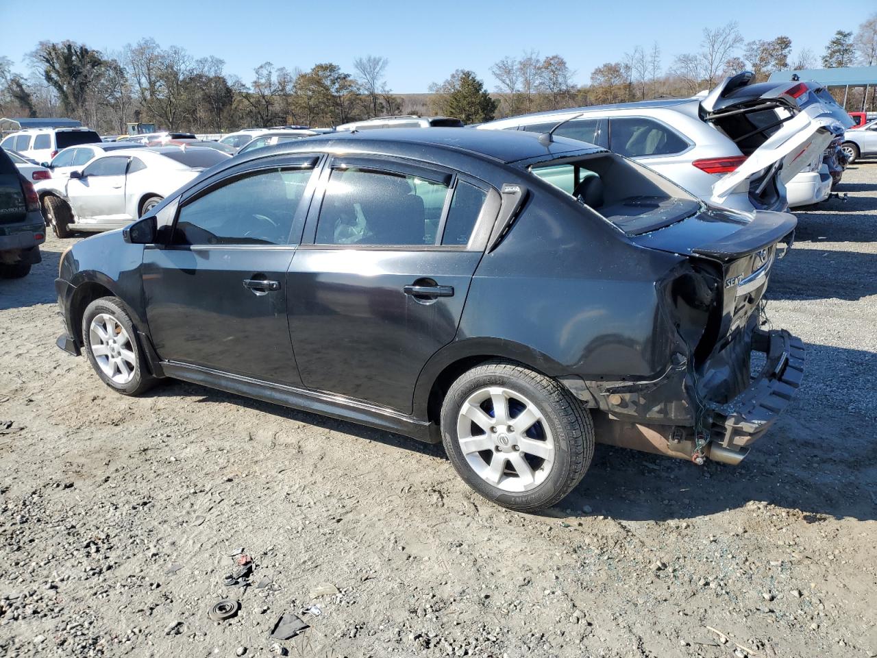 2010 Nissan Sentra - Image 2