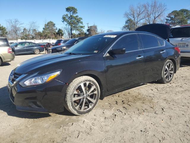 Sedans NISSAN ALTIMA 2016 Czarny