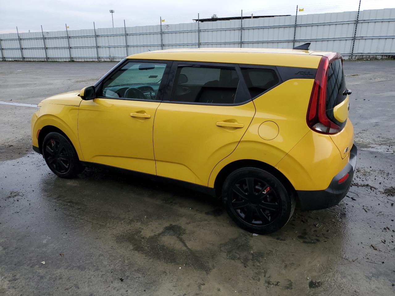 2020 Kia Soul - Image 2
