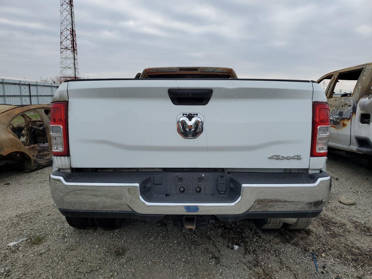2022 RAM 3500 - Image 6
