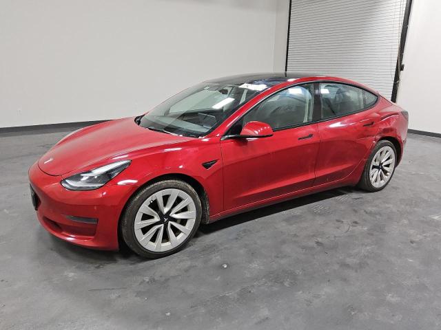  TESLA MODEL 3 2022 Красный