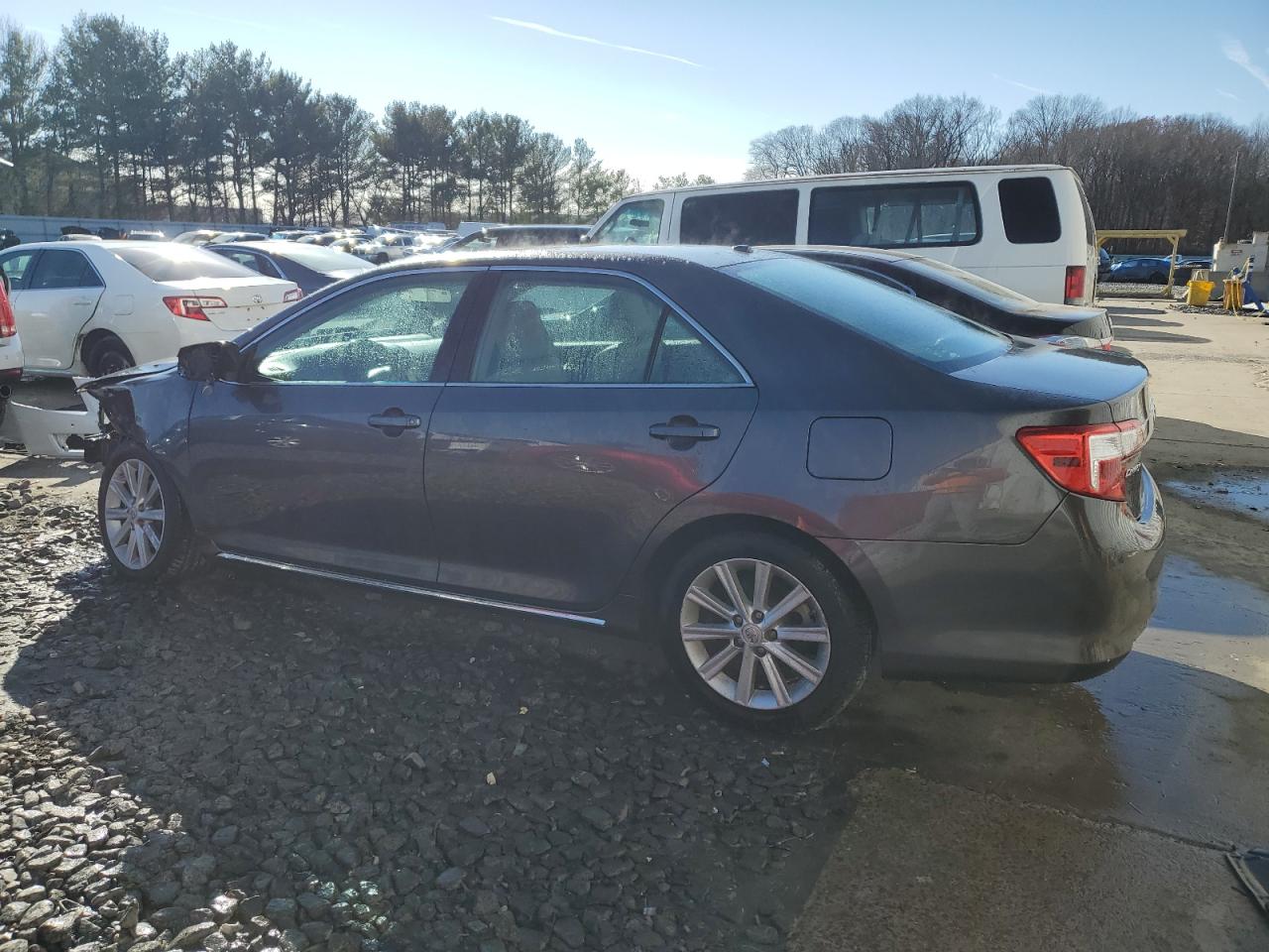 VIN 4T4BF1FK2DR282342 2013 TOYOTA CAMRY no.2