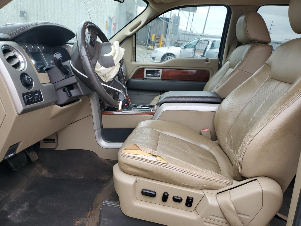 2010 Ford F-150 - Image 7