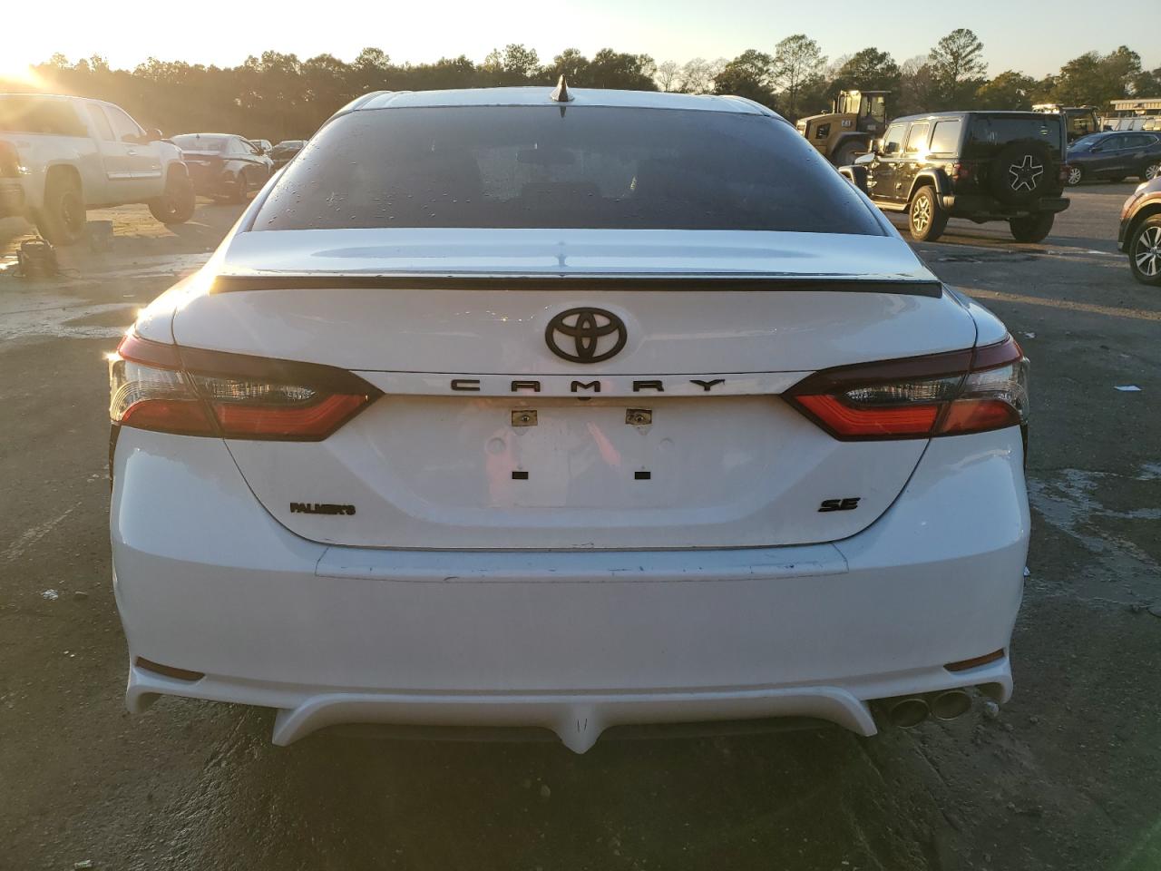 2021 Toyota Camry - Image 6