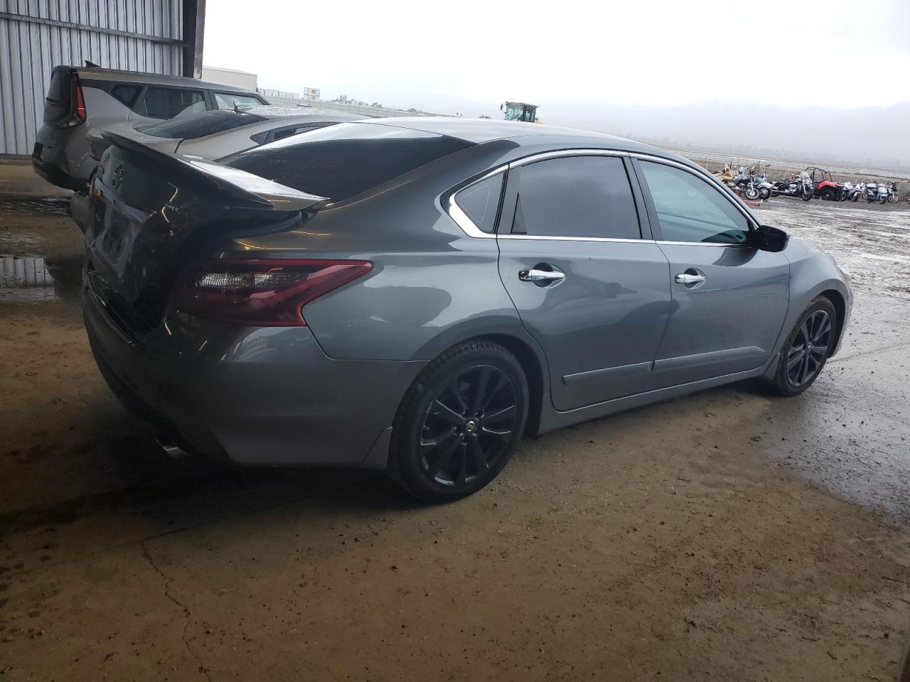 2017 Nissan Altima - Image 3