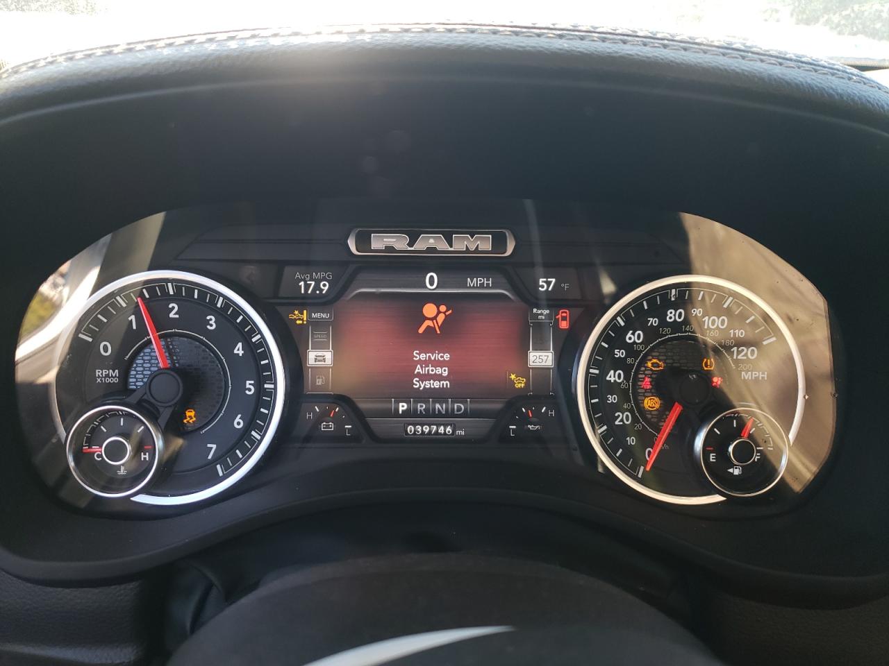 2022 RAM 1500 - Image 9