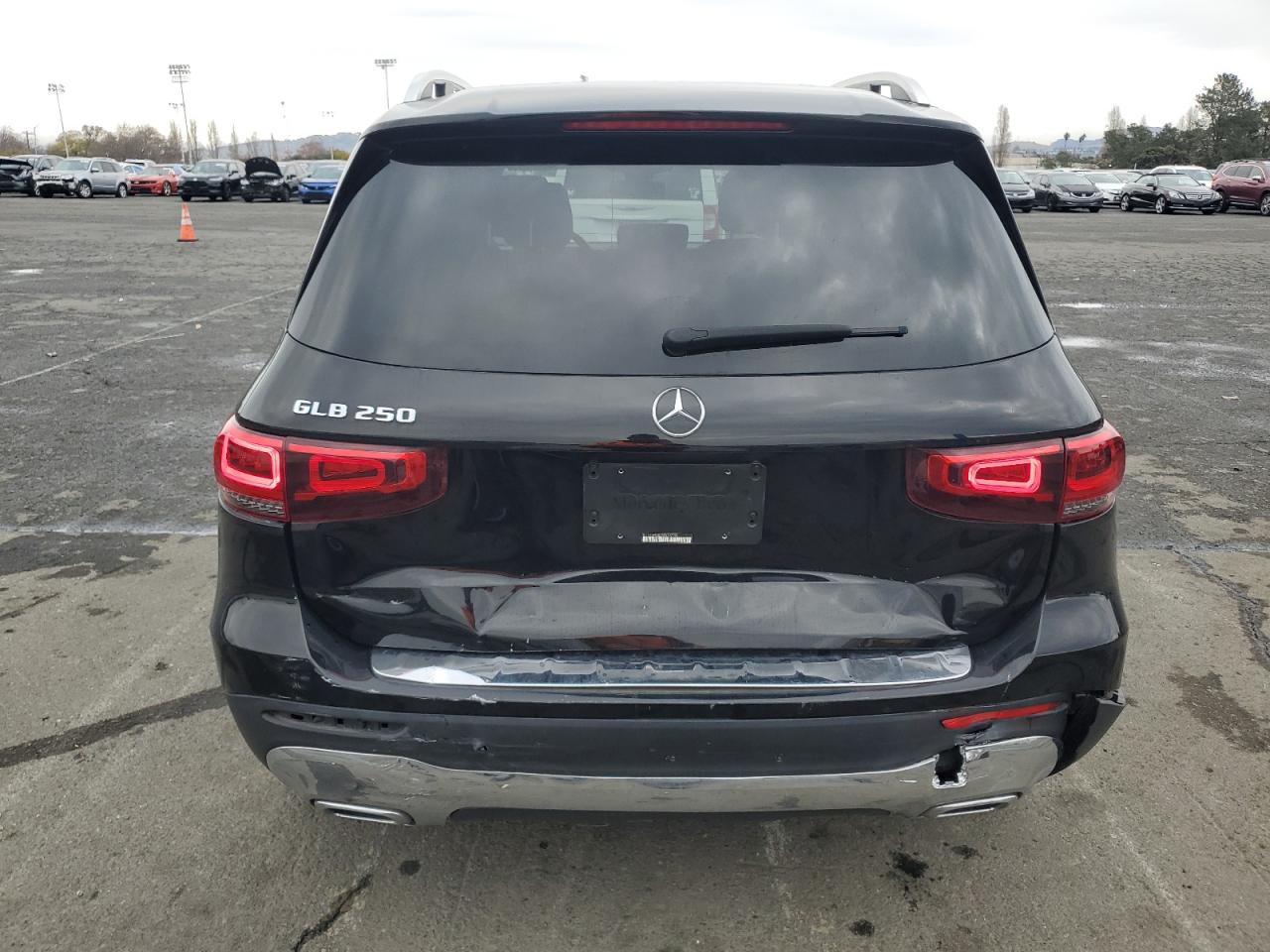 2021 Mercedes-Benz GLB - Image 6