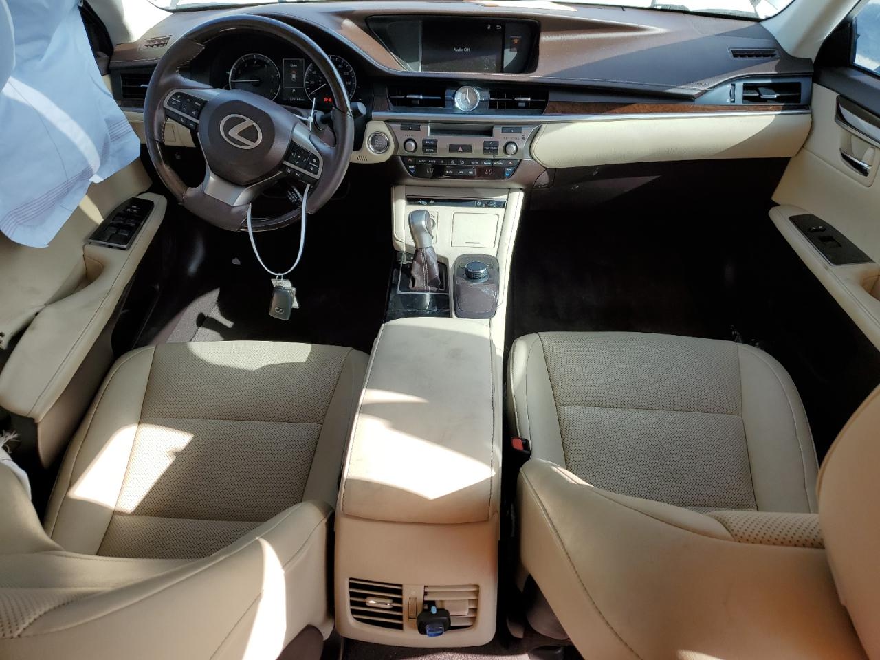 2017 Lexus ES - Image 8