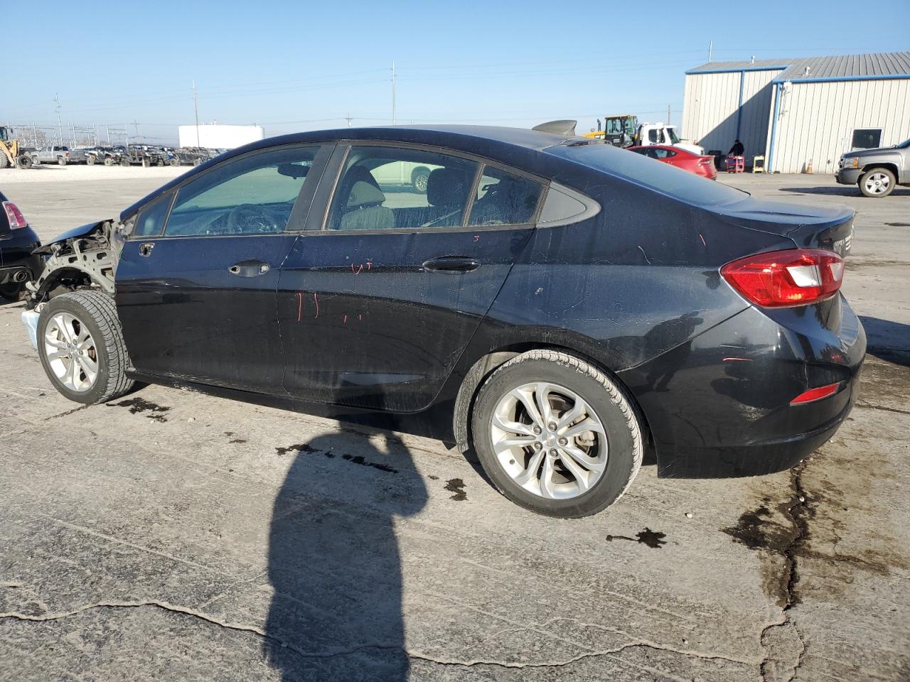2019 Chevrolet Cruze - Image 2