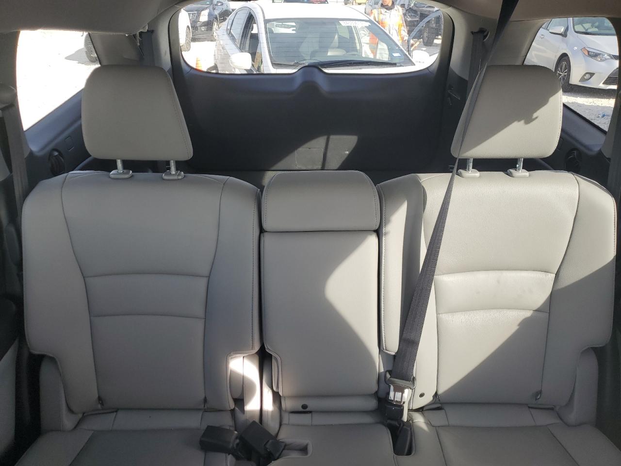 2019 Honda Pilot - Image 10