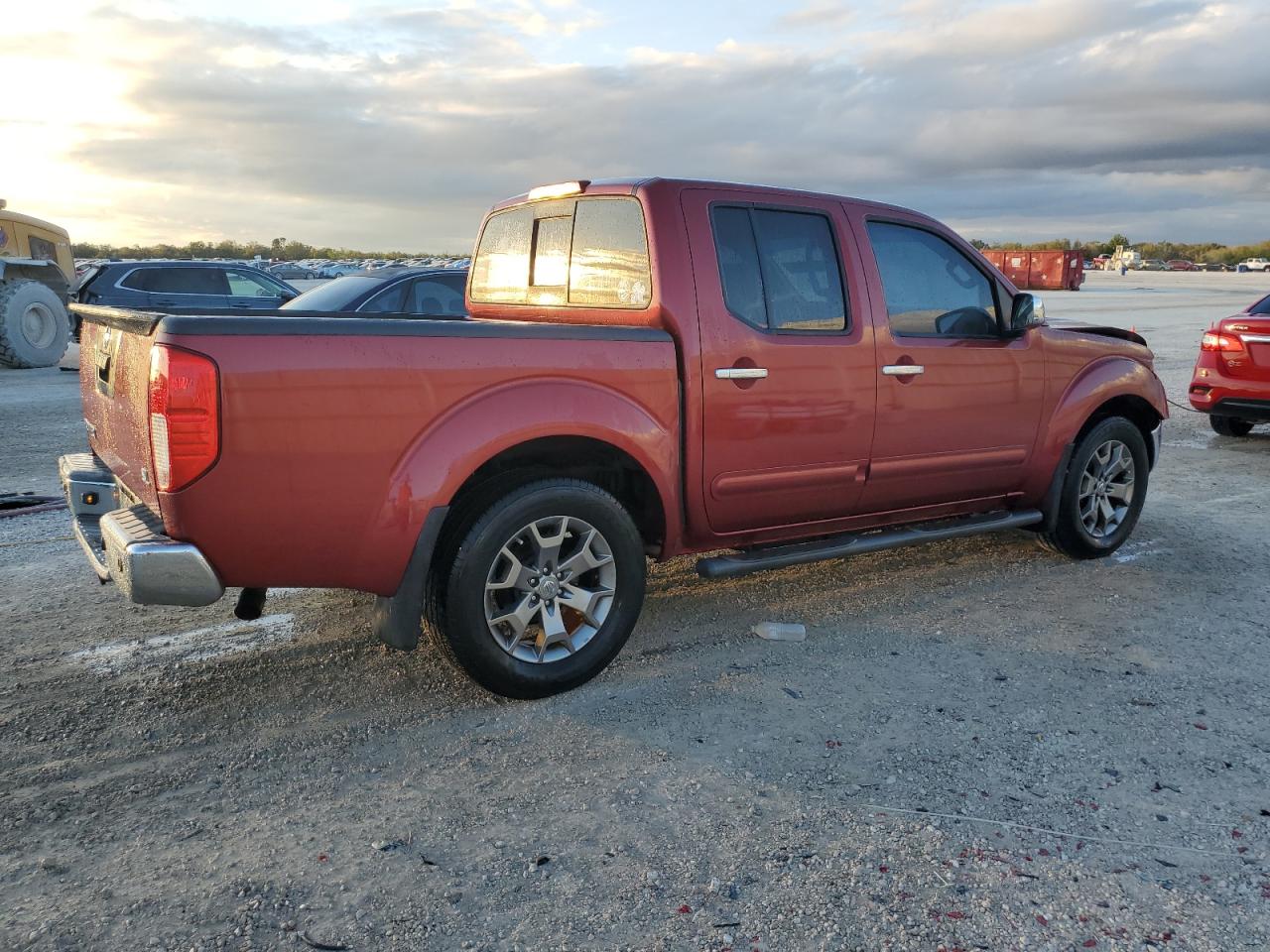 2014 Nissan Navara (Frontier) - Image 3