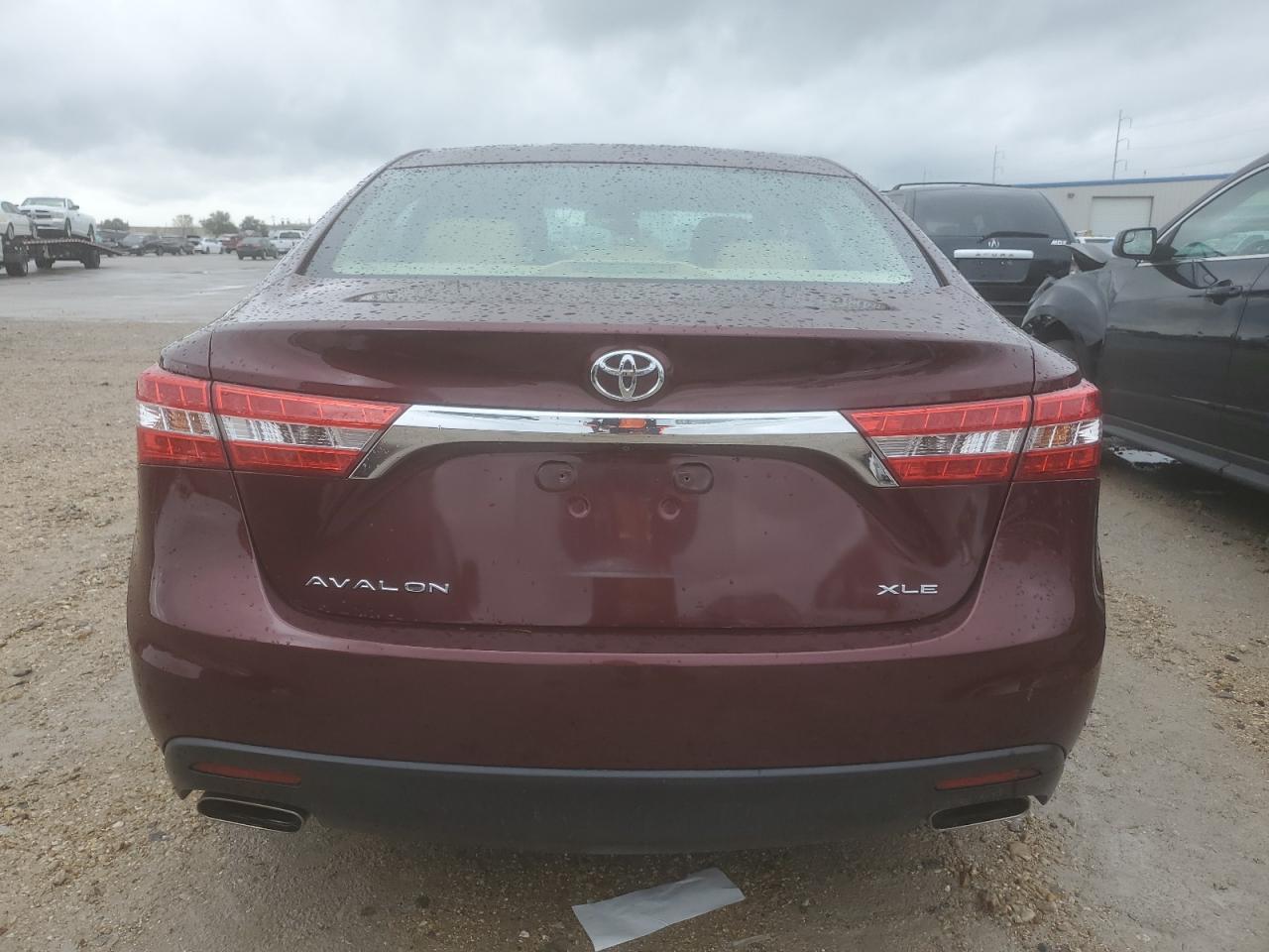 2014 Toyota Avalon - Image 6