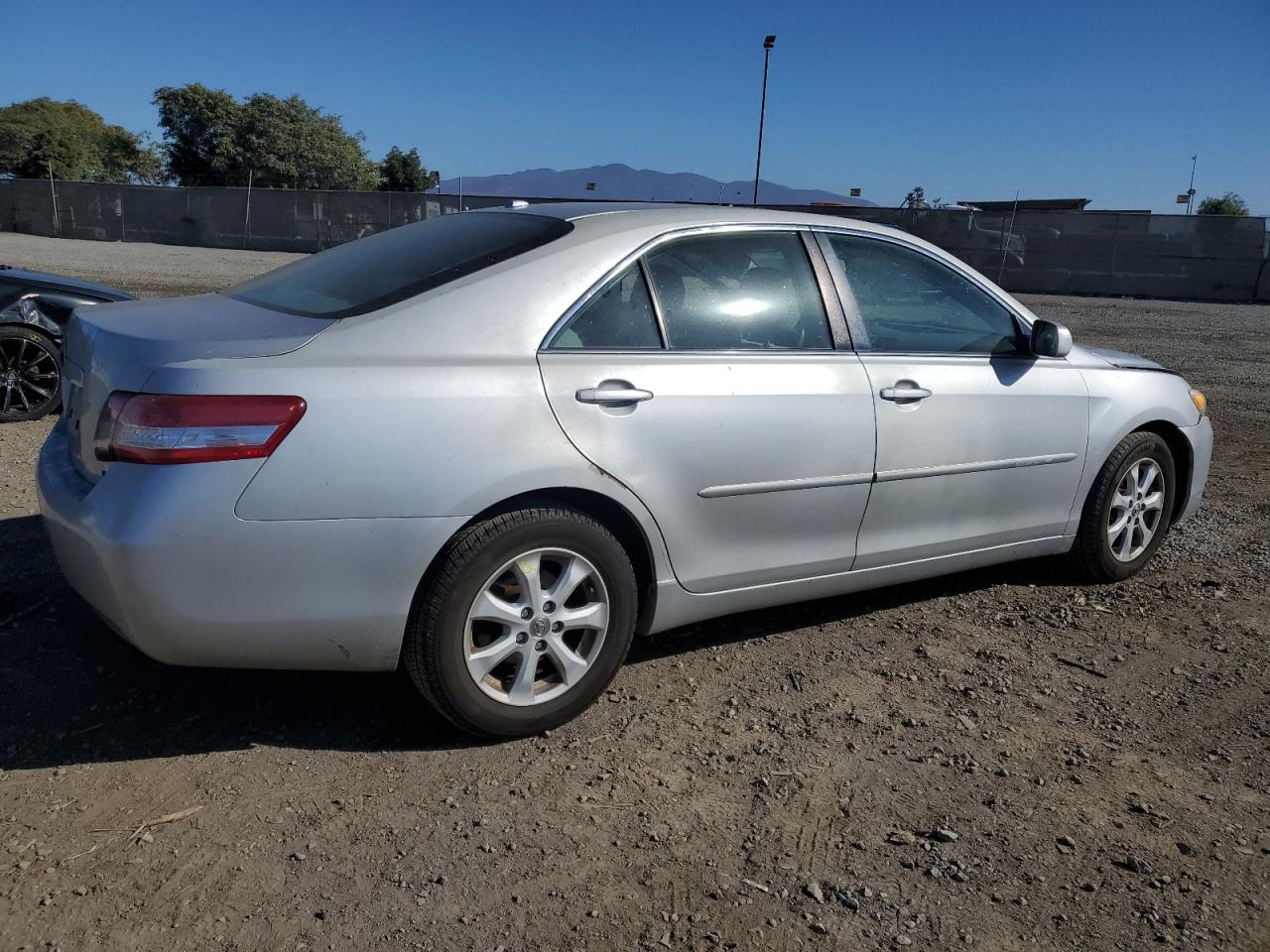 2010 Toyota Camry - Image 3