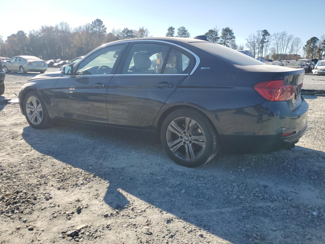 VIN WBA8E1C34HA029343 2017 BMW 3 SERIES no.2