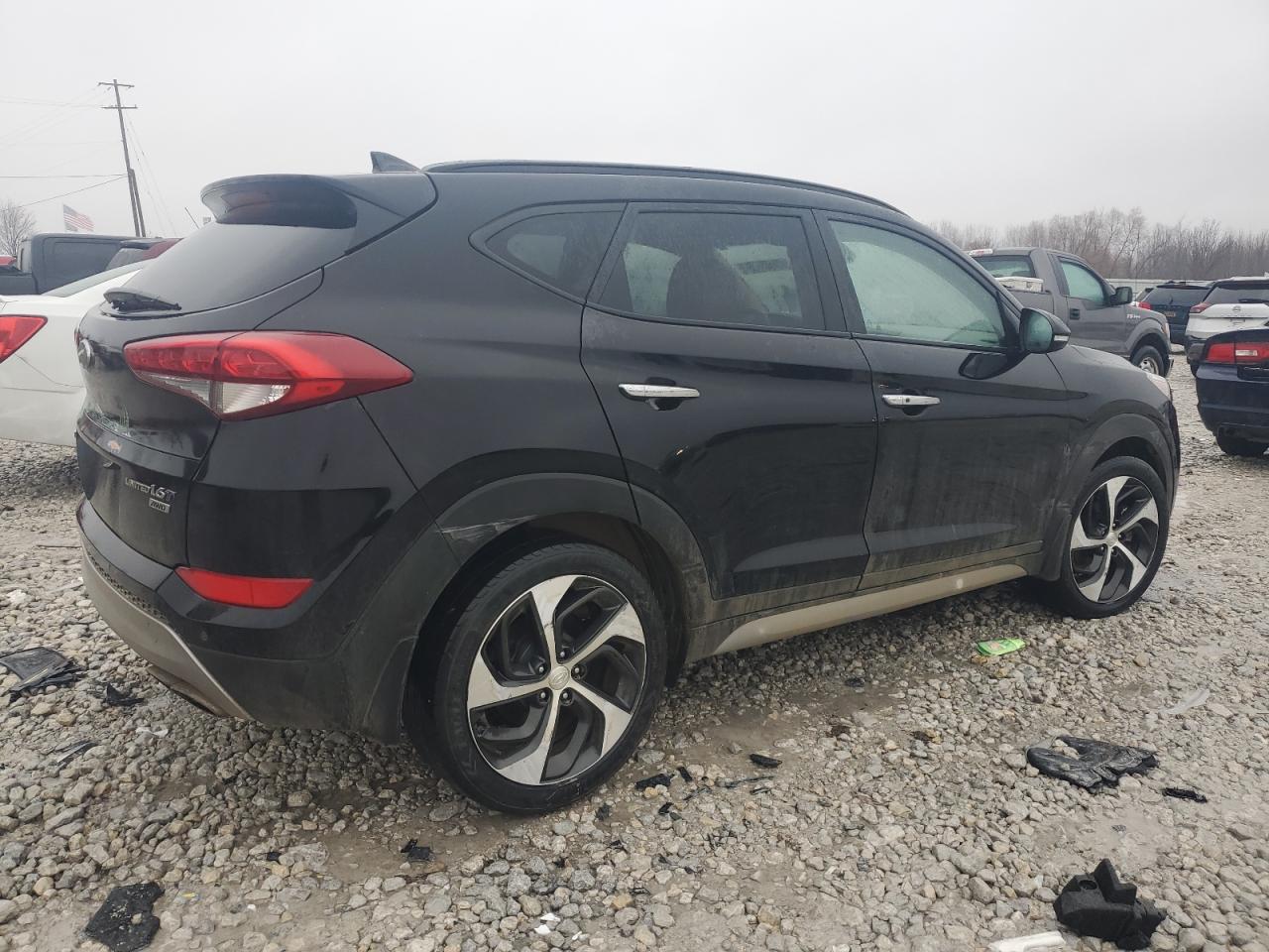 VIN KM8J3CA25JU603514 2018 HYUNDAI TUCSON no.3