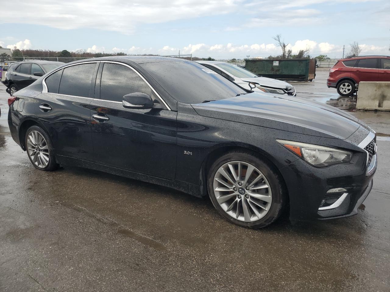 VIN JN1EV7AP3JM360730 2018 INFINITI Q50 no.4