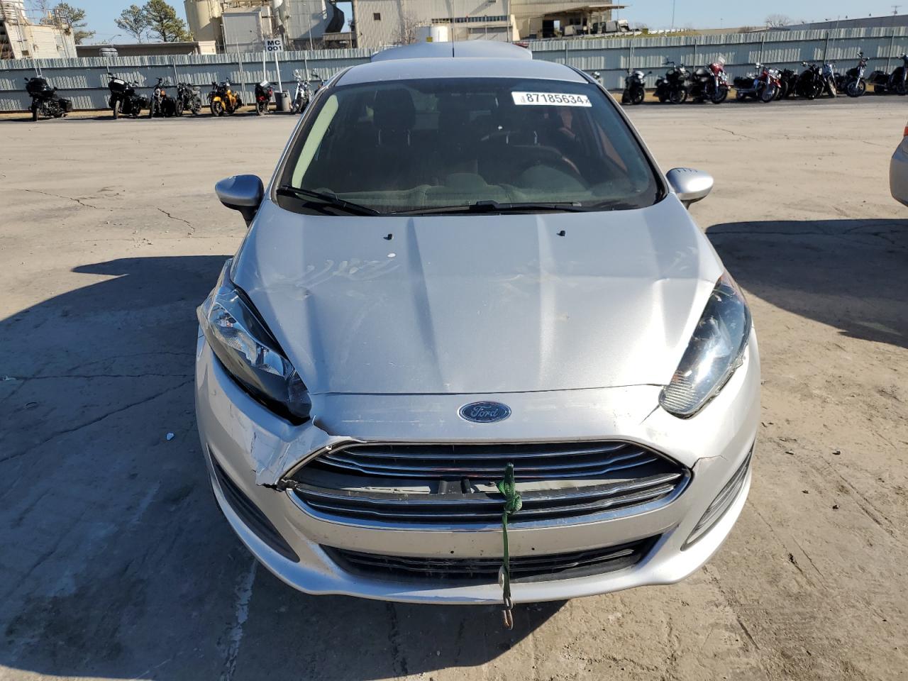 VIN 3FADP4AJ8KM127130 2019 FORD FIESTA no.5