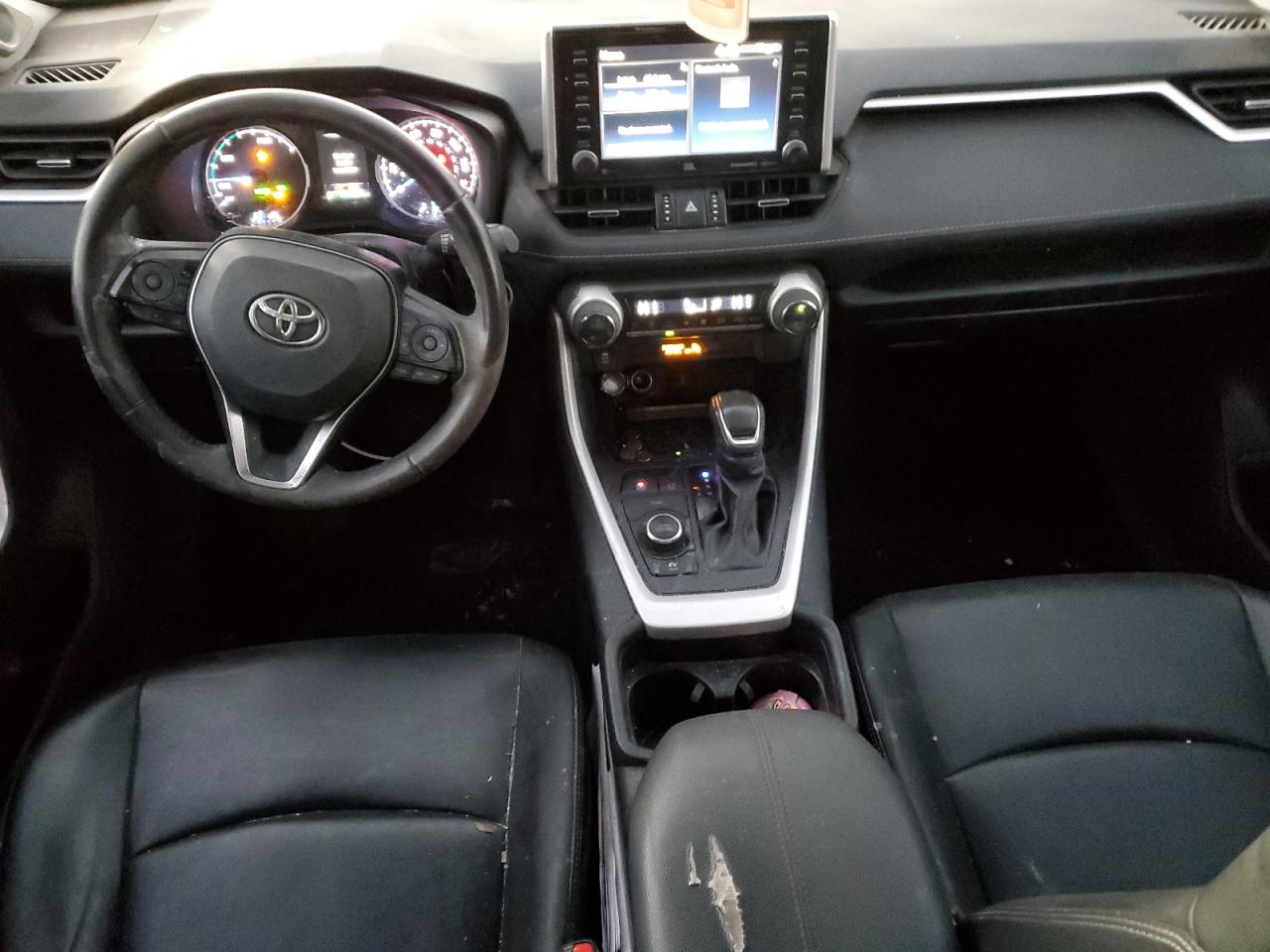 2021 Toyota RAV 4 - Image 8