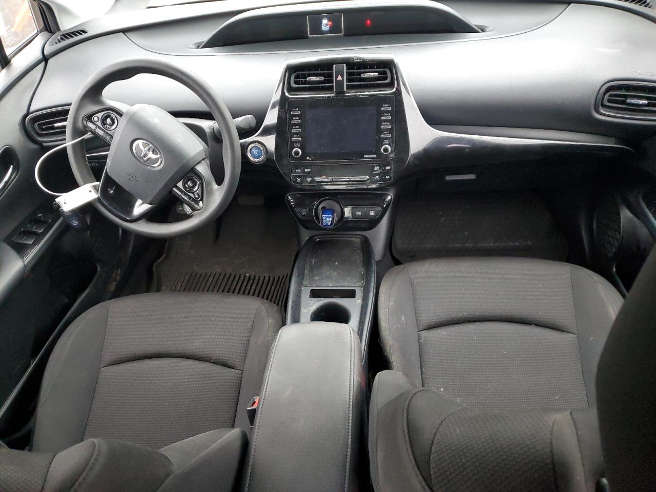 2022 Toyota Prius - Image 8