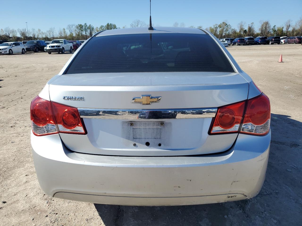 2013 Chevrolet Cruze - Image 6