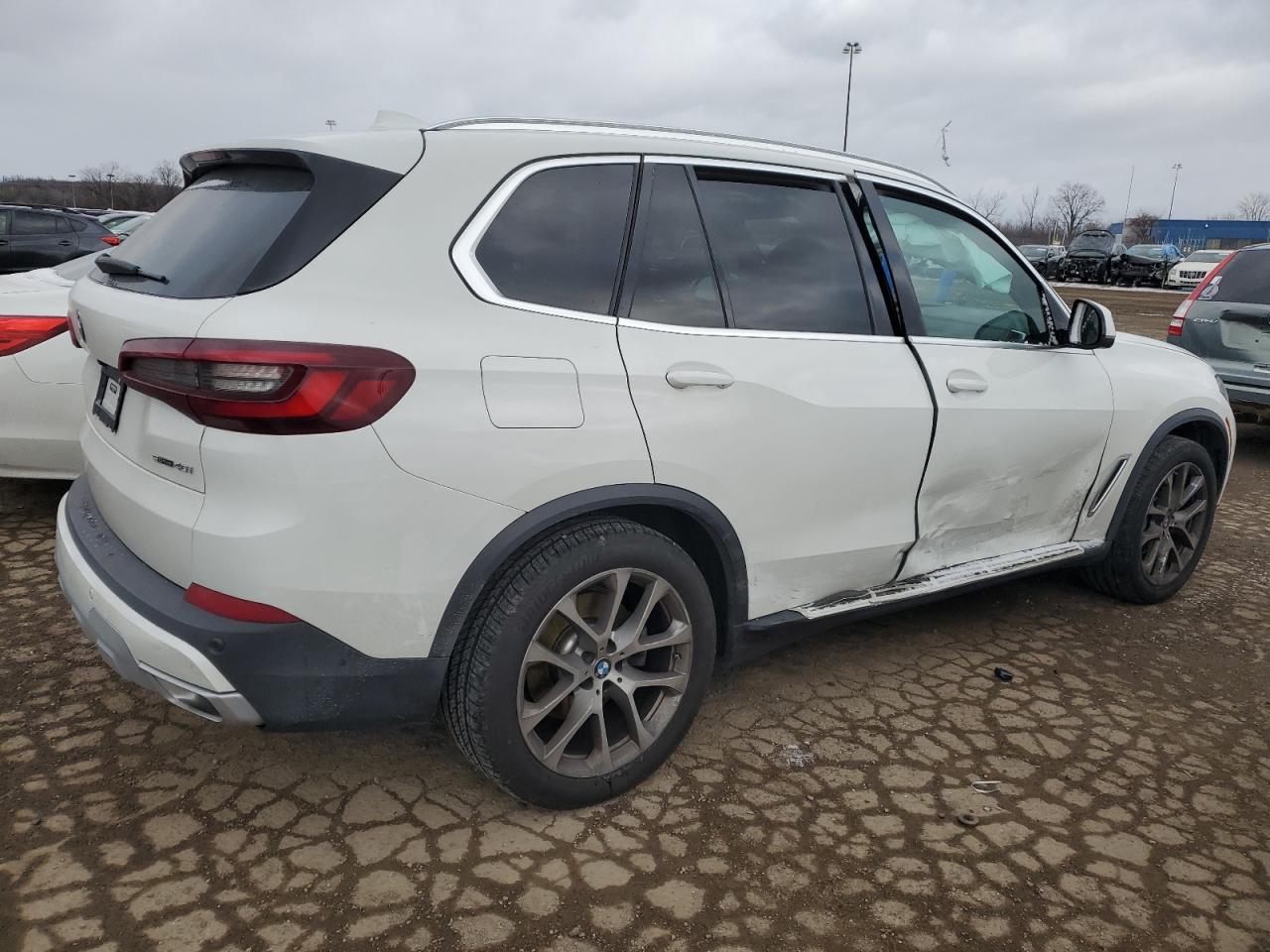 2023 BMW X5 - Image 3