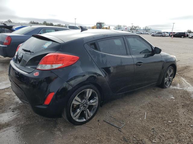  HYUNDAI VELOSTER 2017 Czarny