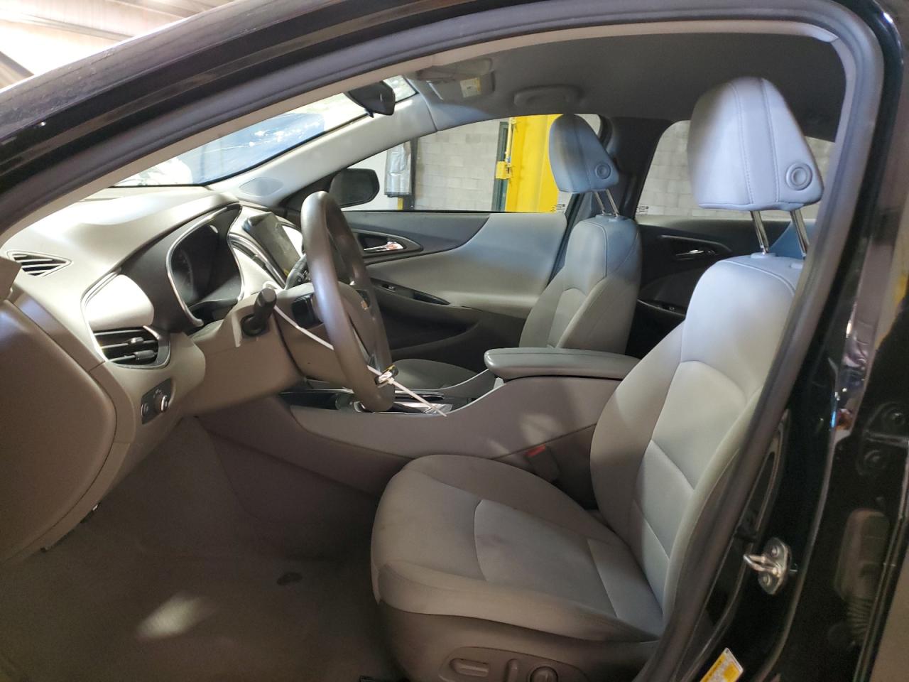 2021 Chevrolet Malibu - Image 7