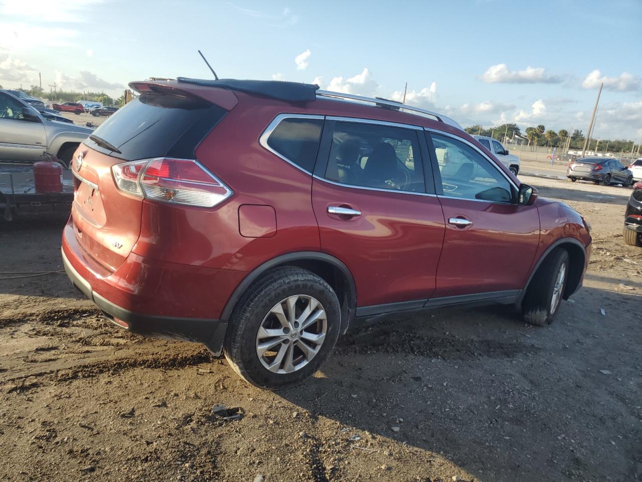 VIN KNMAT2MTXFP535218 2015 NISSAN ROGUE no.3