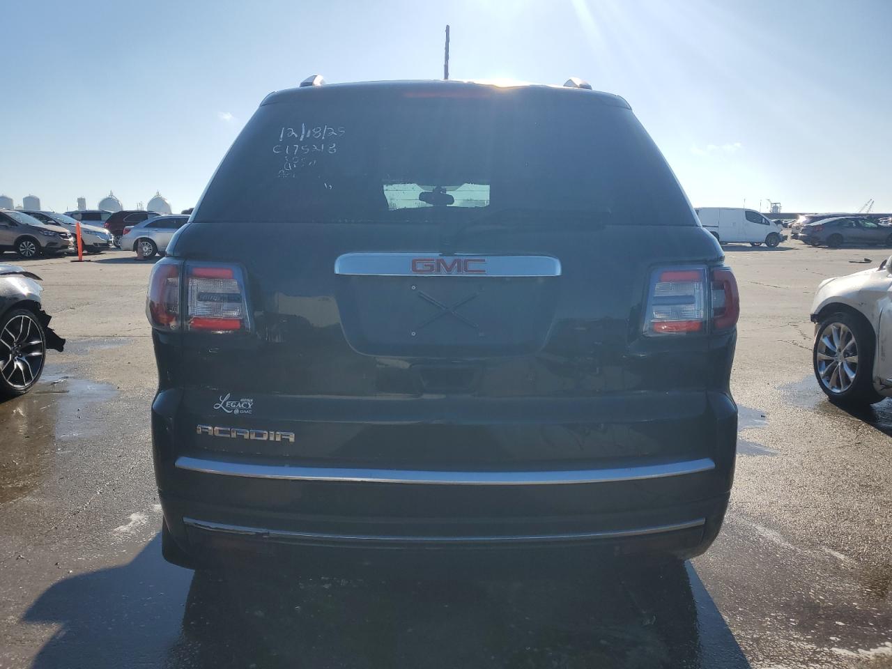 2014 GMC Acadia - Image 6