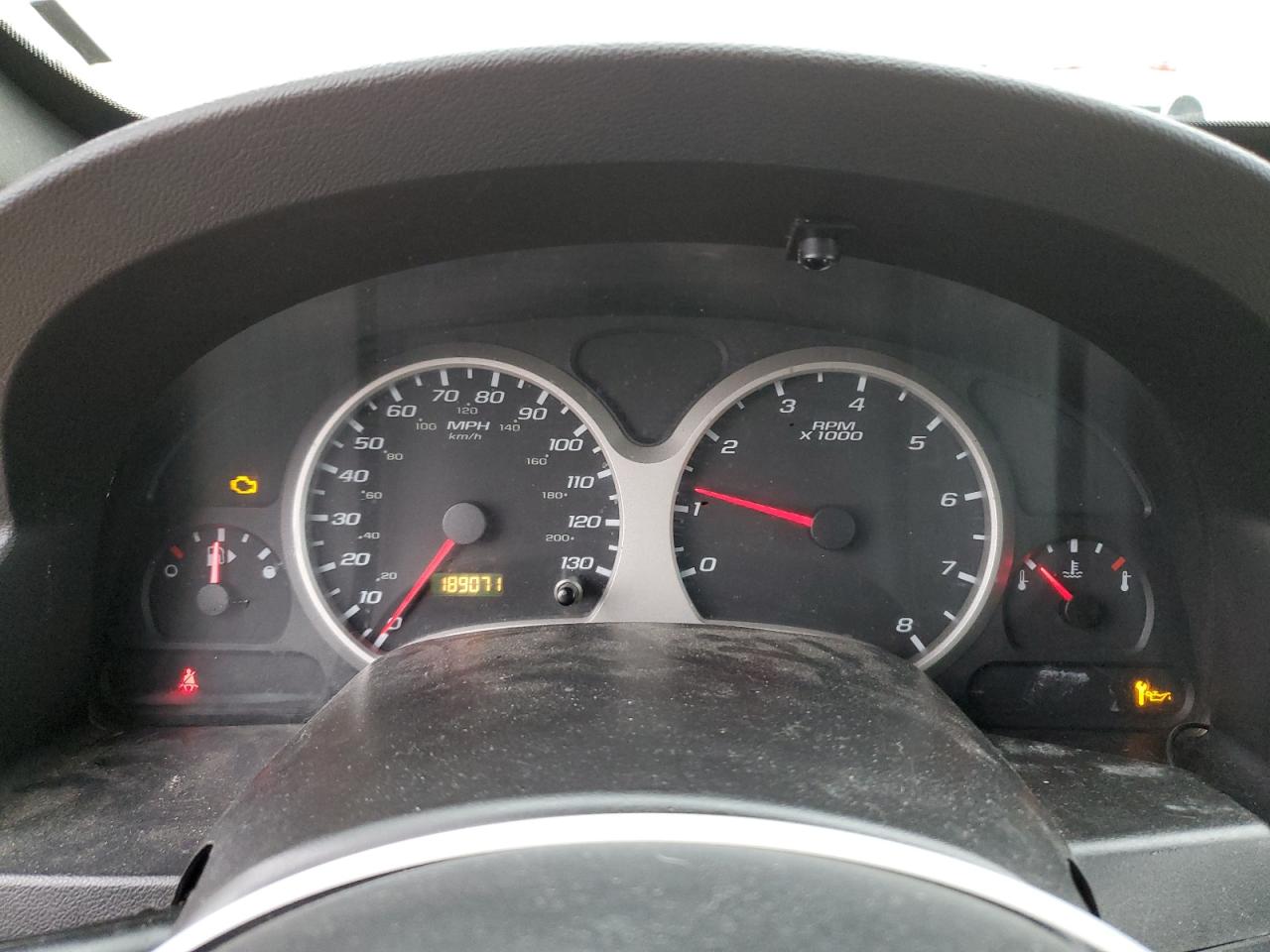 2005 Chevrolet Equinox - Image 9