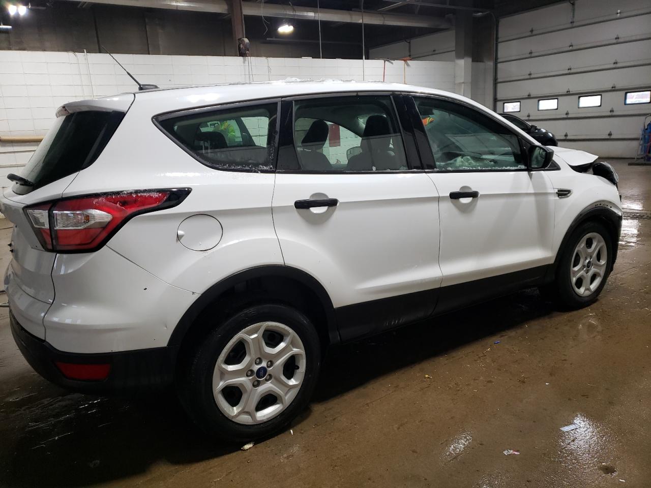 VIN 1FMCU0F77JUB43992 2018 FORD ESCAPE no.3