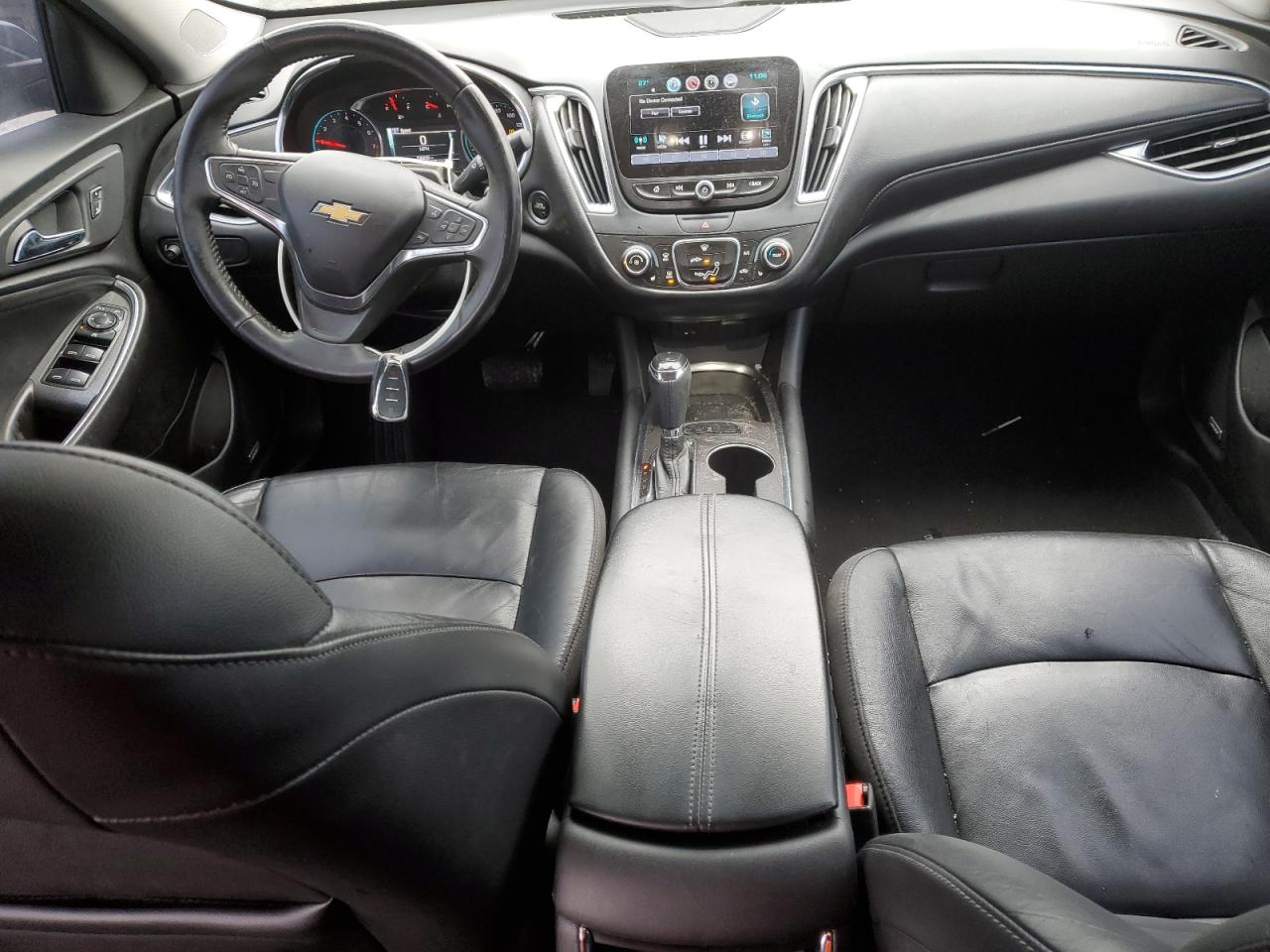 2017 Chevrolet Malibu - Image 8