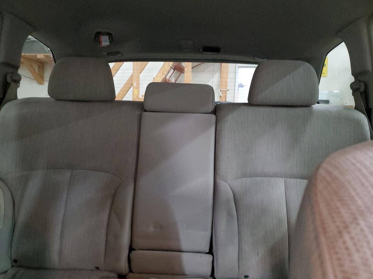 2014 Subaru Outback - Image 10