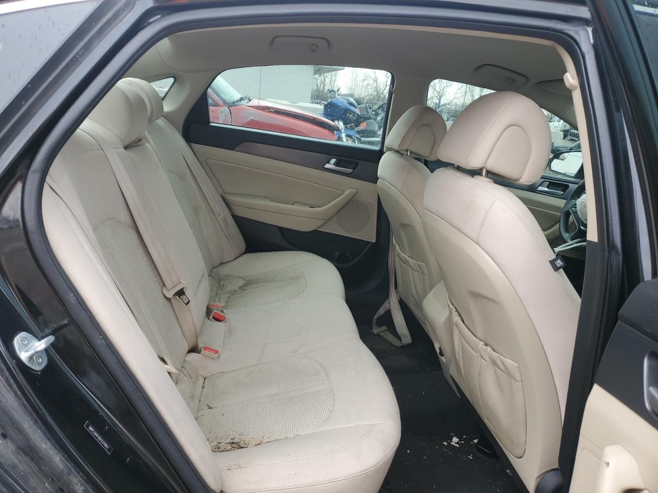 2016 Hyundai Sonata - Image 10
