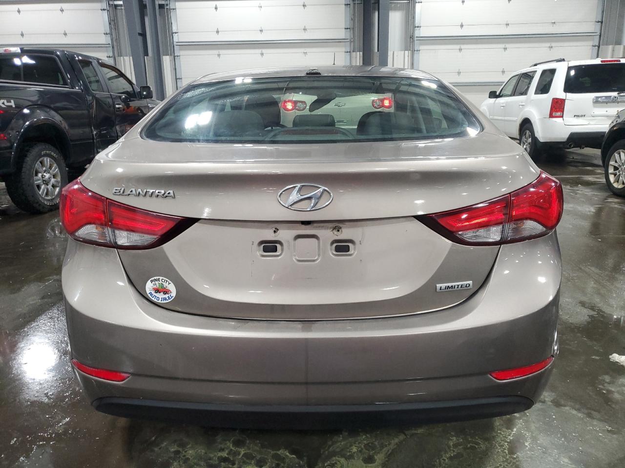 2014 Hyundai Elantra - Image 6